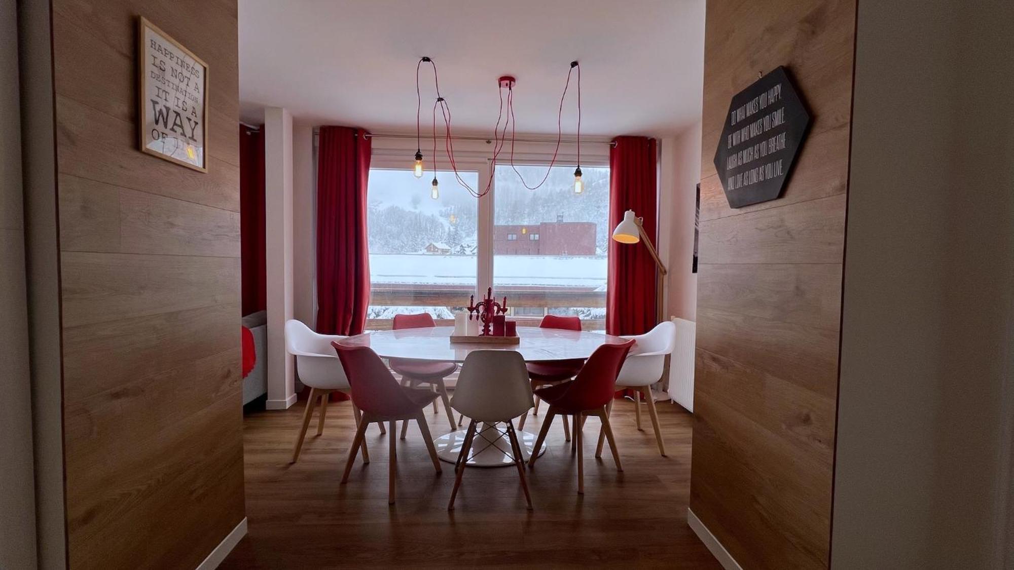 Rouge Canneberge -8 Personnes- 84M2 Vue Degagee Setaz 발루아 외부 사진