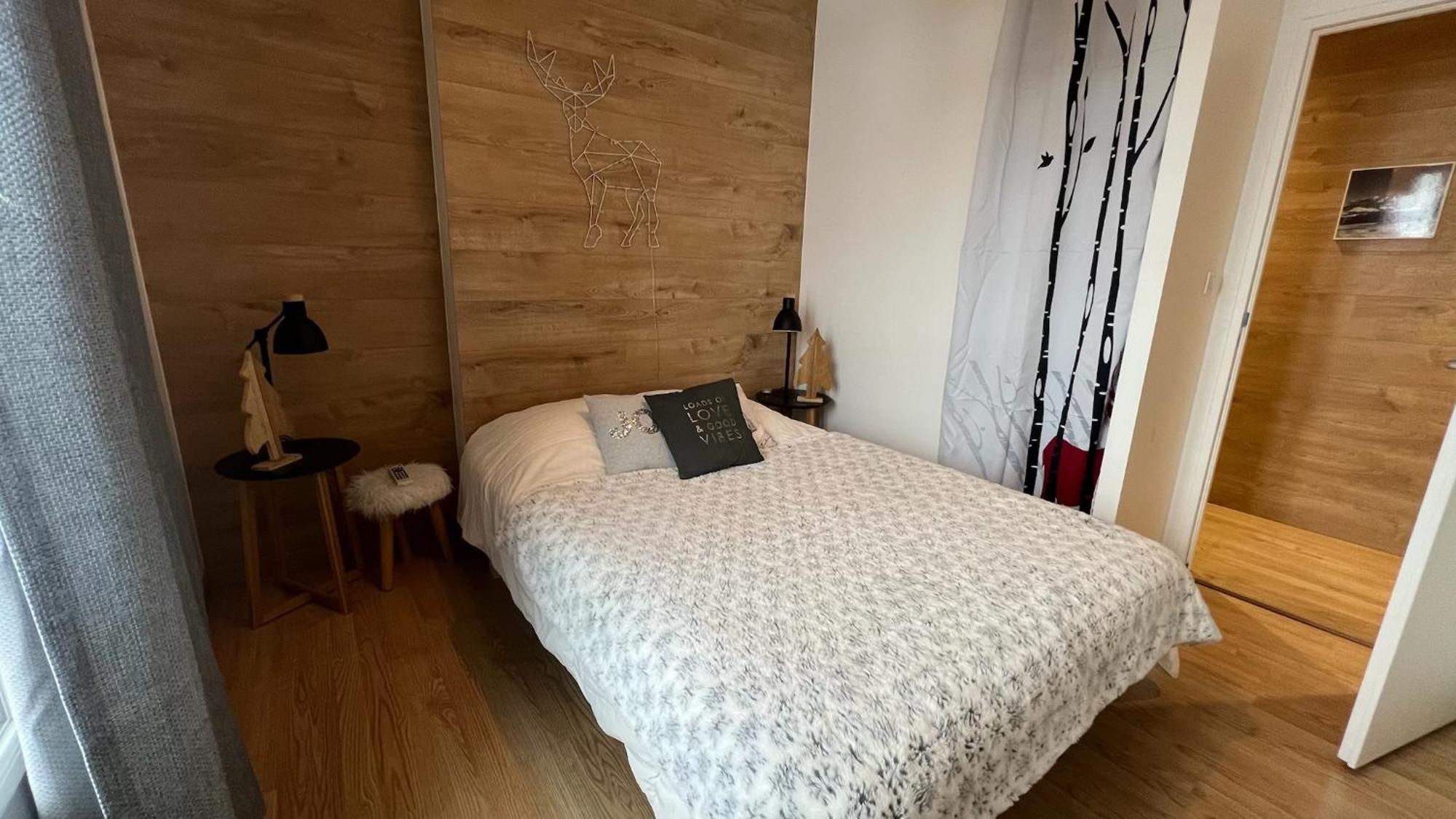 Rouge Canneberge -8 Personnes- 84M2 Vue Degagee Setaz 발루아 외부 사진