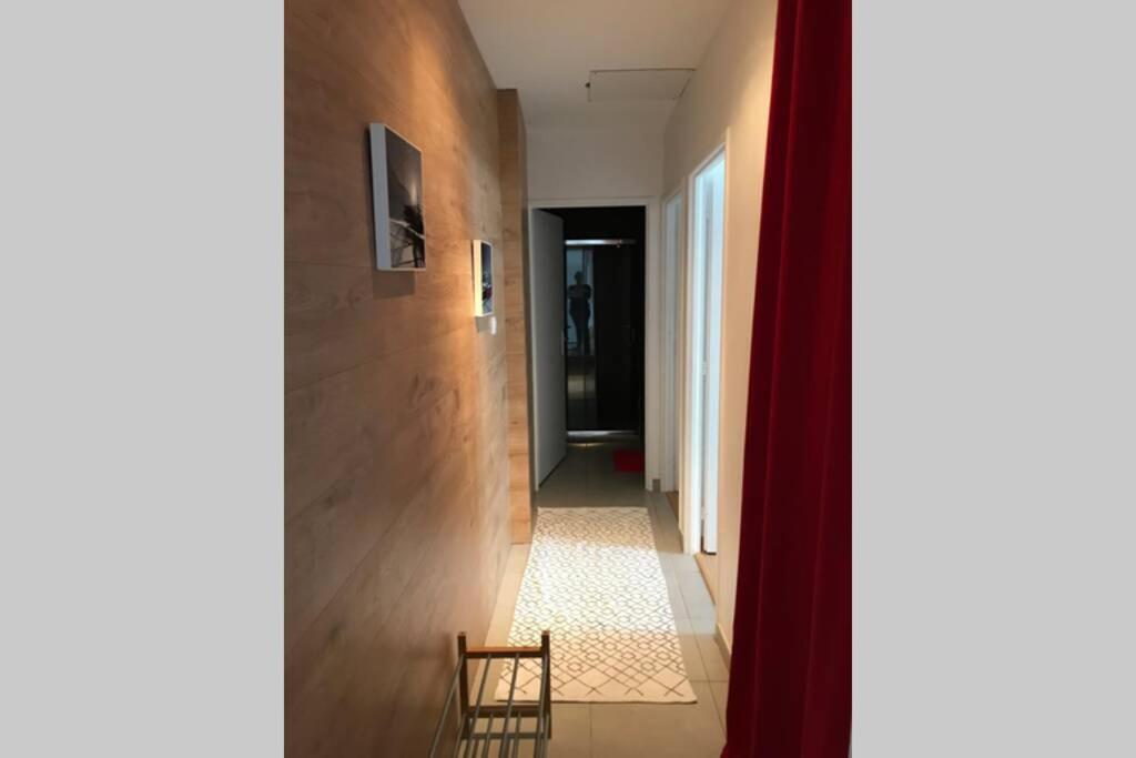 Rouge Canneberge -8 Personnes- 84M2 Vue Degagee Setaz 발루아 외부 사진